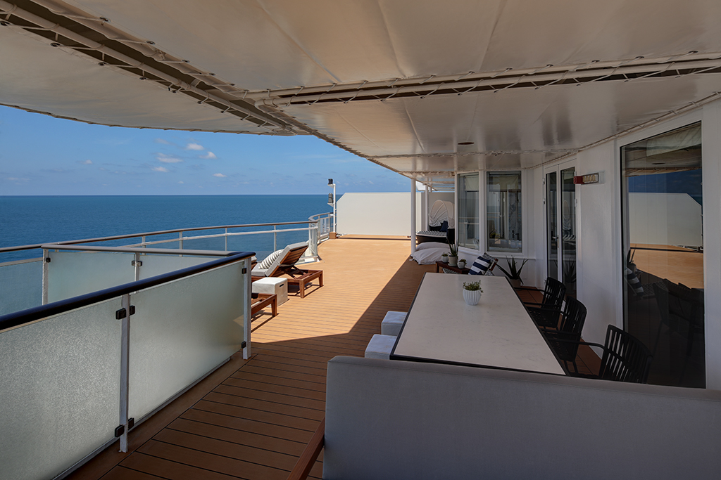 Celebrity Cruises Millennium Revolution Penthouse Suite 2.jpg